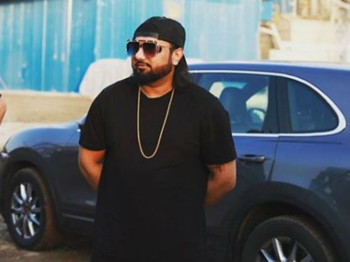 Honey Singh booked for 'vulgar' lyrics in his new song Honey Singh Booked For 'Vulgar' Lyrics In His New Song