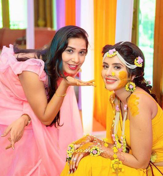 It was a three-day grand affair with the couple tying the knot in Bengali-Hindu wedding ceremonies.