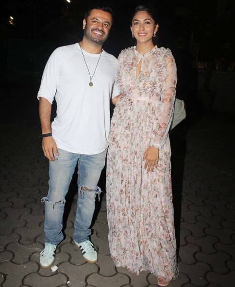 Film's director Vikas Behl with actress Mrunal Thakul