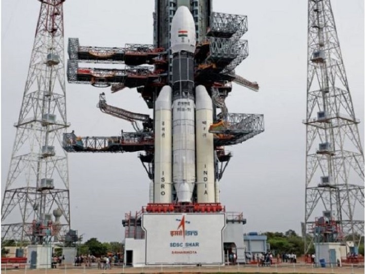 ISRO All Set To Launch Chandrayaan-2 On Monday; Countdown To Begin Shortly ISRO All Set To Launch Chandrayaan-2 On Monday; Countdown Begins