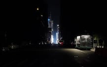 US: Times Square Goes Dark As Massive Power Outage Hits New York City