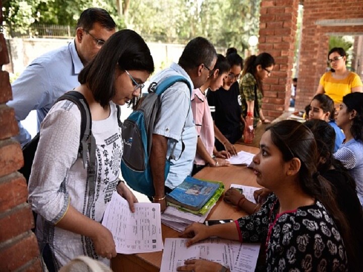 DU Admissions 2019: Over 63,000 Admissions In Delhi University After Fourth Cut-off DU Admissions 2019: Over 63,000 Admissions In Delhi University After Fourth Cut-off