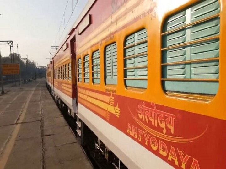 Mumbai-Gorakhpur Antyodaya Express Derails, No Injuries Reported Mumbai-Gorakhpur Antyodaya Express Derails, No Injuries Reported