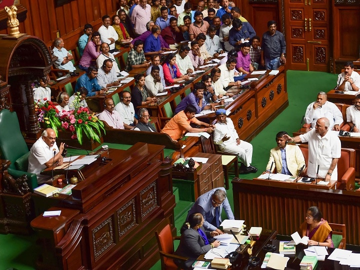 Karnataka Floor Test No Voting As Governor's Deadline Ends Speaker Adjourns House till 3 pm Karnataka Floor Test: Trust Vote Unlikely To Happen Today As Kumaraswamy Skips 2 Deadlines By Speaker