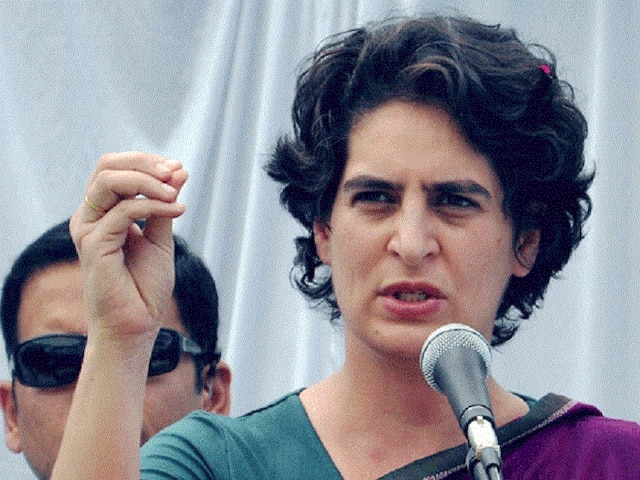 Congress General Secretary Priyanka Gandhi Vadra To Visit Umbha Village Today Congress General Secretary Priyanka Gandhi Vadra Reaches Varanasi, To Visit Umbha Village Today