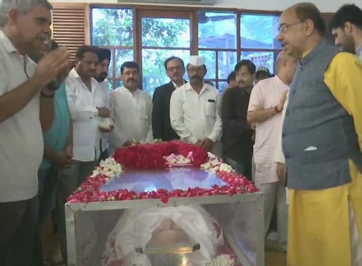 New Delhi: Mortal remains of Sheila Dikshit have been brought to her residence in Nizamuddin. Senior Congress leader and three-time Delhi chief minister Sheila Dikshit passed away Saturday afternoon at a private hospital here after suffering a cardiac arrest, doctors said. She was 81.
