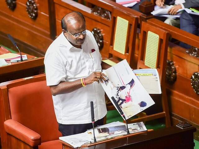 K'taka Crisis: Speaker Summons Rebel MLAs Tomorrow; CM Proposes Trust Vote On Wednesday Karnataka Crisis: Speaker Summons Rebel MLAs Tomorrow; Kumaraswamy Proposes Trust Vote On Wednesday