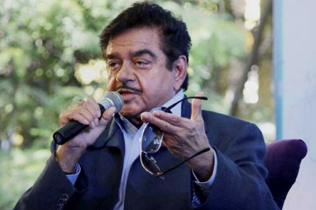 Shatrughan Sinha Backs Priyanka Gandhi To Become Congress Chief Shatrughan Sinha Favours Priyanka Gandhi As Congress Chief