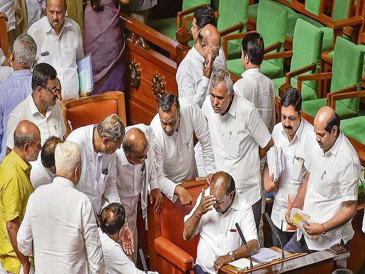 Karnataka Political Crisis: Trust Vote Today At 6 PM; Last Deadline For CM Kumaraswamy To Prove Majority Karnataka Political Crisis: Trust Vote Today At 6 PM; Last Deadline For CM Kumaraswamy To Prove Majority