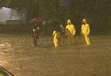 Mumbai Rain Visuals: City Faces Wrath Of Rain Again; Hindmata, Sion Water-Logged