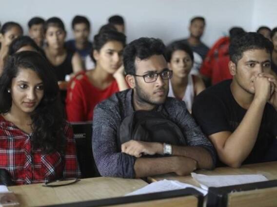 Tamil Nadu Parties Oppose Lower Cut-off Mark For EWS Quota In SBI Exam