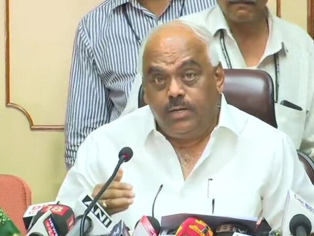 Karnataka: Days After Collapse Of Congress-JDS Government, Speaker Disqualifies 3 Rebel MLAs Karnataka: Days After Collapse Of Congress-JDS Government, Speaker Disqualifies 3 Rebel MLAs