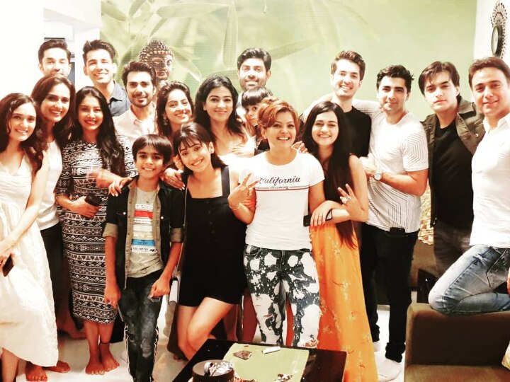 PICS & VIDEO: Shivangi Joshi, Mohsin Khan & other actors celebrate Yeh Rishta Kya Kehlata Hai co-star Samir Onkar’s birthday, Deepika Singh aka Sandhya of Kawach Mahashivratri also present PICS & VIDEO: Shivangi Joshi, Mohsin Khan & Others Celebrate 'Yeh Rishta Kya Kehlata Hai' Co-star Samir Onkar’s Birthday