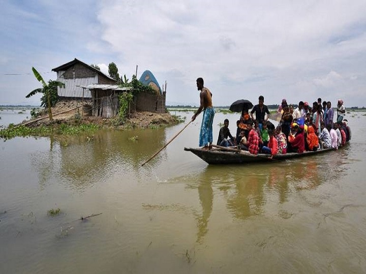 Flood Situation in Assam, Bihar Grim; Death Toll Reaches 209 Flood Situation in Assam, Bihar Grim; Death Toll Reaches 209