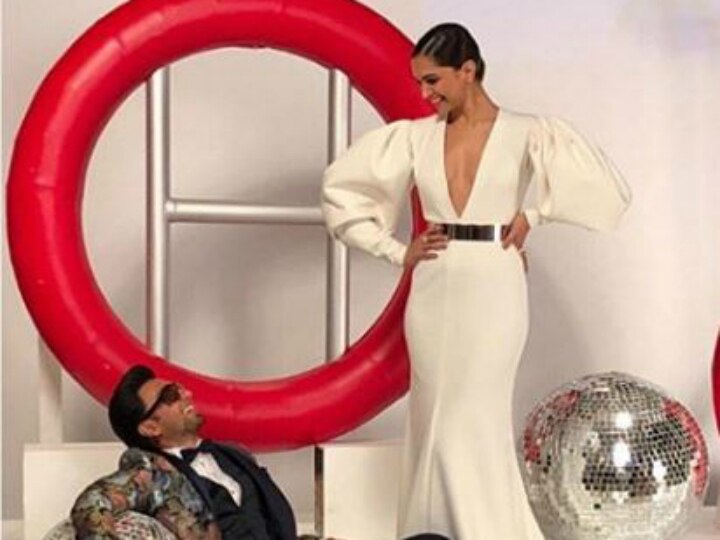 Power Couple Deepika Padukone, Ranveer Singh Pose Out Love! See Picture! PIC: Power Couple Deepika Padukone, Ranveer Singh Pose Out Love!