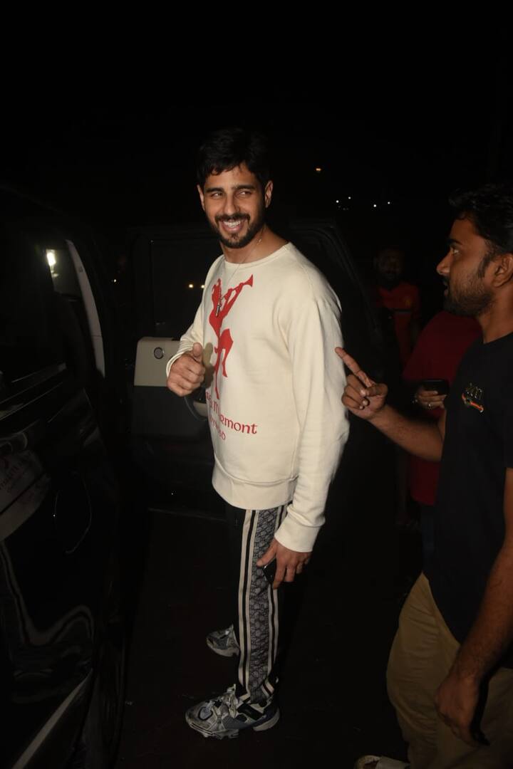 Sidharth was all smiles for the paps before sitting in his car 
