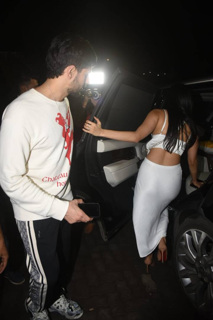 ALL PICS CREDIT: MANAV MANGLANI 