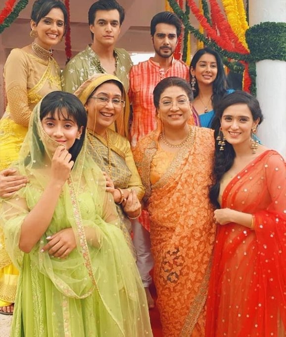 Star Plus' 'Yeh Rishta Kya Kehlata Hai’ jumped to number 2 position in the current week pushing Kumkum Bhagya at no 3. The show stars Mohsin Khan and Shivangi Joshi in lead roles and has managed to win the hearts of the viewers with its storyline post the five-year leap.