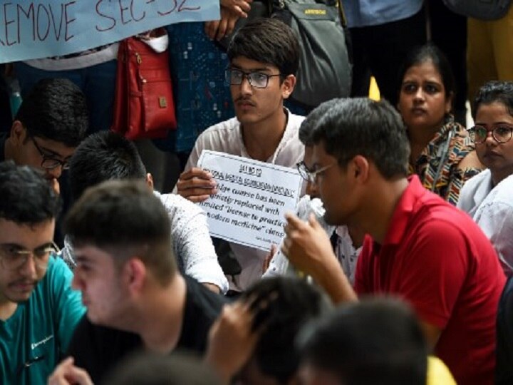 Doctors' Protest Against National Medical Commission Bill Continues Doctors' Protest Against National Medical Commission Bill Continues