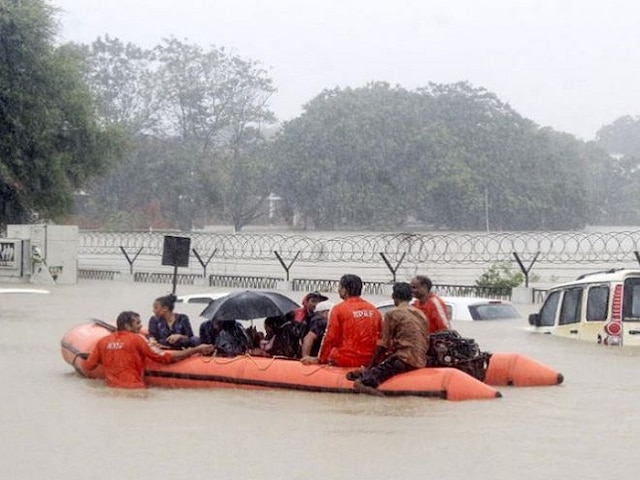 vadodara today rain news live