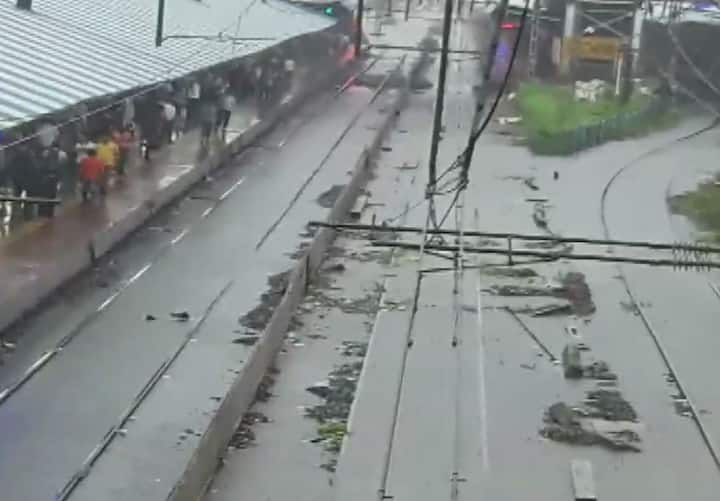 Kalyan railway station waterlogged following incessant rain in the city. (ANI)