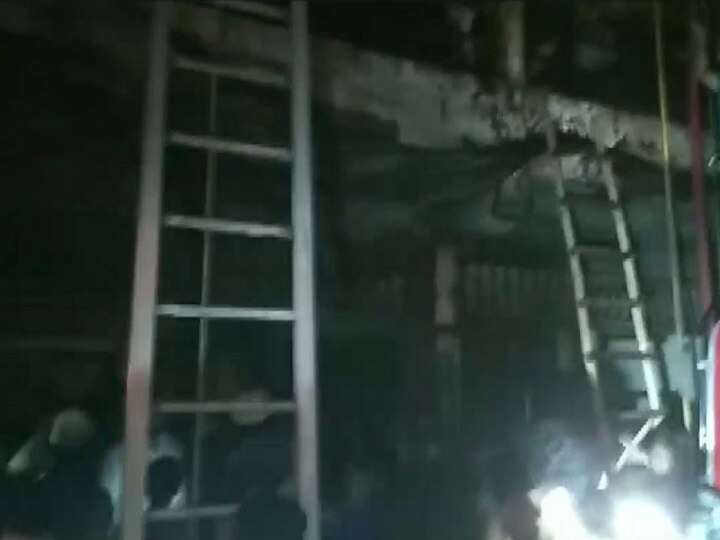 New Delhi: Fire Breaks Out In Southeast Delhi's Zakir Nagar Area; 6 Dead, 11 Injured Six Dead, 11 Injured As Massive Fire Breaks Out In Southeast Delhi's Residential Building