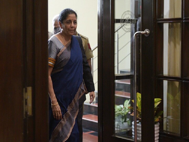 FM Nirmala Sitharaman To Meet Representatives Of Various Sectors Amid Fear Of Economic Slowdown FM Nirmala Sitharaman Meets Representatives Of Various Sectors Amid Fear Of Economic Slowdown