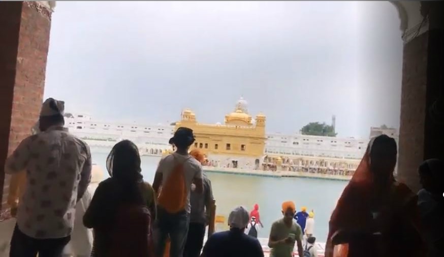 Avika Gor Seeks Blessings At Golden Temple, Visited During 'Khatra Khatra Khatra' Independence Day Spl Shoot At Amritsar With BSF!