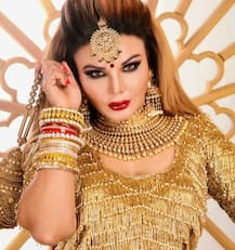 UNSEEN PICS: Rakhi Sawant POSES With Mother Jaya Bheda At Her Secret Wedding