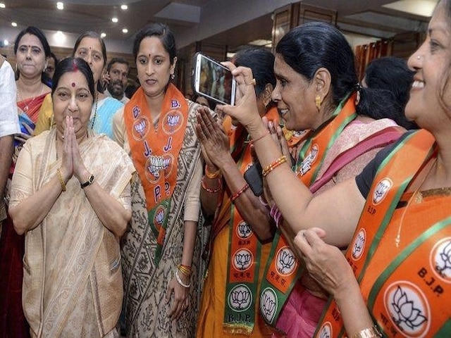 BJP Leaders Condole Death Of Sushma Swaraj, Remember Her As 'People's Minister' BJP Leaders Condole Death Of Sushma Swaraj, Remember Her As 'People's Minister'