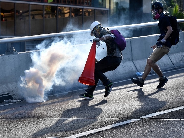 Hong Kongers Harness Traffic Cones, Kitchenware To Battle Tear Gas Hong Kongers Harness Traffic Cones, Kitchenware To Battle Tear Gas