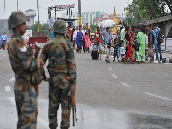 Article 370 Impact: Kashmir Returning To Normalcy As Phone Services, Internet Partially Restored Jammu Returning To Normalcy As Phone Services, Internet Partially Restored; 144 Lifted