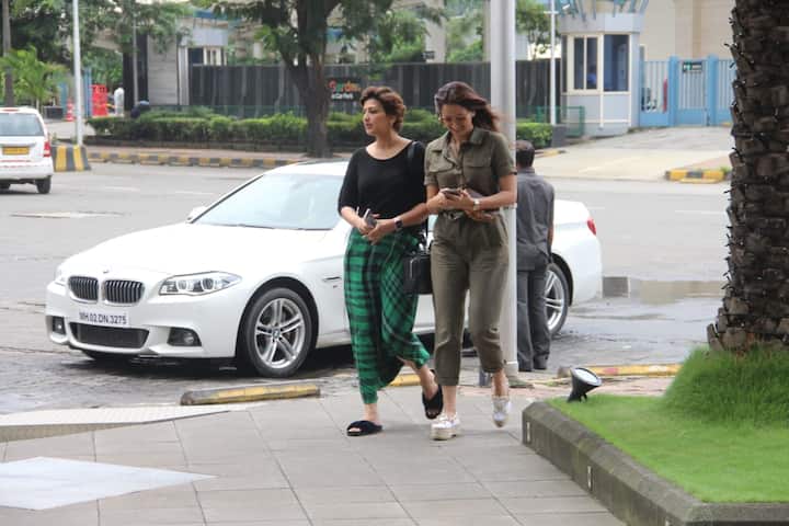 Talking about Gayatri Joshi Oberoi, the actress is fondly known for her role of Geeta opposite Shah Rukh Khan in ‘Swades’. The Ashutosh Gowarikar directorial was first and last film. She is currently settled in the US.