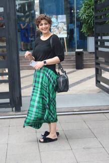 PICS: Sonali Bendre & BFF Gayatri Joshi Oberoi Snapped Post Lunch