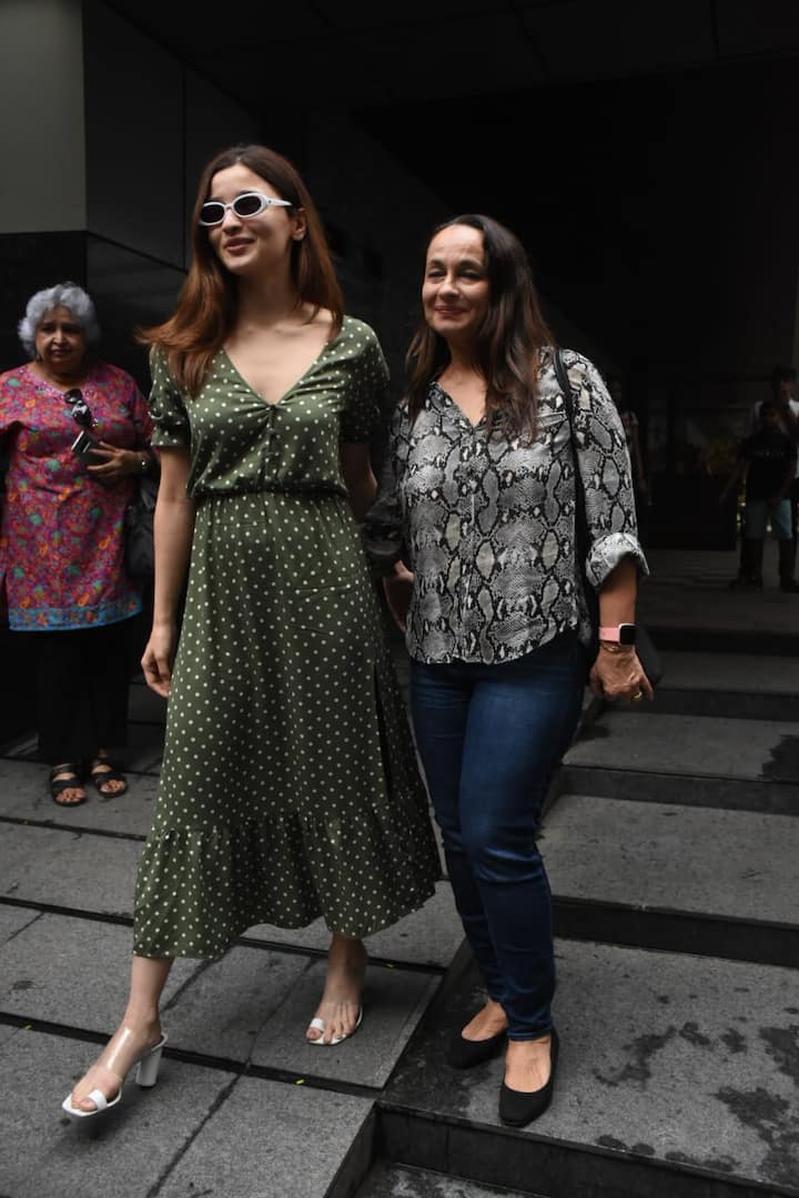 Whenever Alia Bhatt is in town, she tries to ensure that she spends maximum time with her family and close friends.