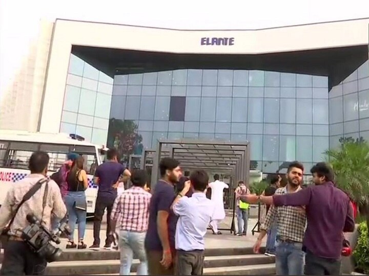 Bomb Threat At Chandigarh's Elante Mall; Shoppers Evacuated, Search Underway Bomb Threat At Chandigarh's Elante Mall; Shoppers Evacuated, Search Underway