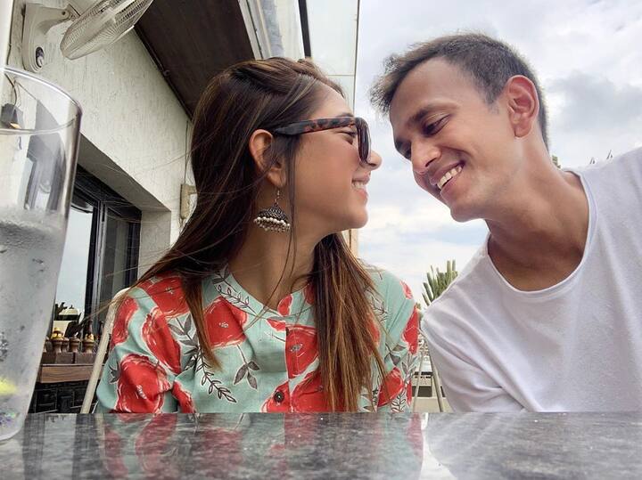 ‘’We decided on FOREVER. On the eve of beginning my life's most beautiful moment, I feel all the love and happiness there possibly can be. It only feels complete after letting you all know. I've had your love and support since the past decade and with great happiness I'd like to inform everyone that I'm getting ENGAGED! We would like to share this moment with you all and seek your blessings and good wishes for this new innings in our lives. #PARTITAYLES,’’ Niti wrote on Instagram.