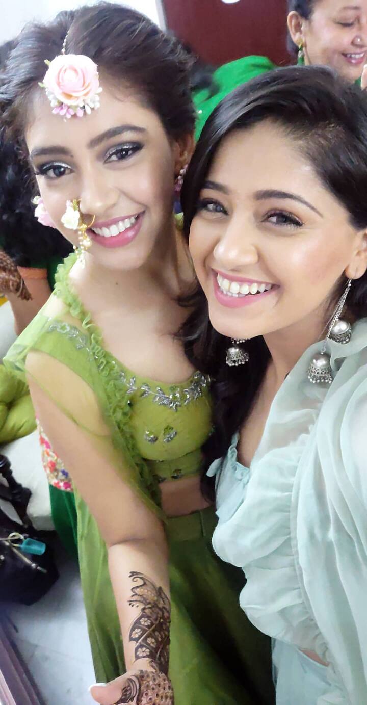 Niti, who created ripples with her chemistry with Parth Samthaan in Kaisi Yeh Yaariaan', looked radiant in green.