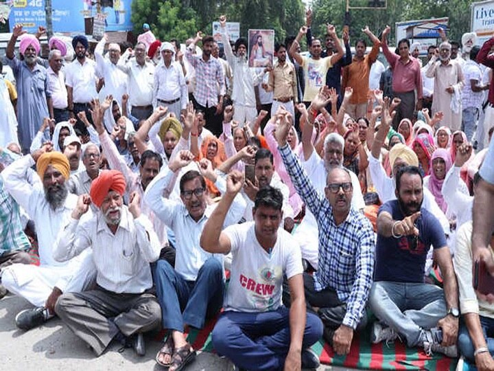 Protests Continue Against Demolition Of Delhi's Ravidas Temple Protests Continue Against Demolition Of Delhi's Ravidas Temple