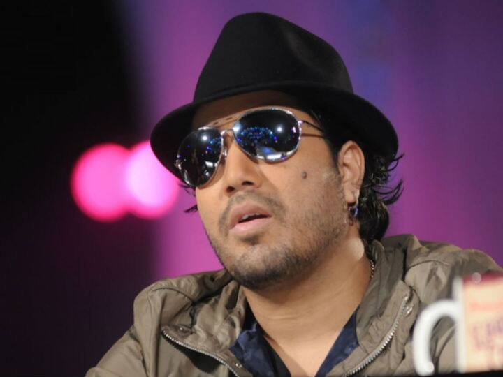 Singer Mika Singh BANNED And BOYCOTTED By All India Cine Workers Association After Performing At Event In Pakistan! Singer Mika Singh BANNED And BOYCOTTED By All India Cine Workers Association After Performing At Event In Pakistan! Singer Mika Singh BANNED And BOYCOTTED By All India Cine Workers Association After Performing At Event In Pakistan!