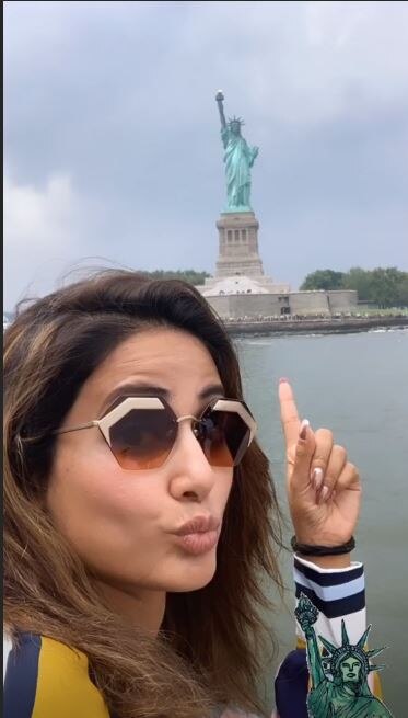 PICS & VIDEOS: Ahead Of Independence Day Celebration Hina Khan Get Romantic With Boyfriend Rocky Jaiswal In New York!