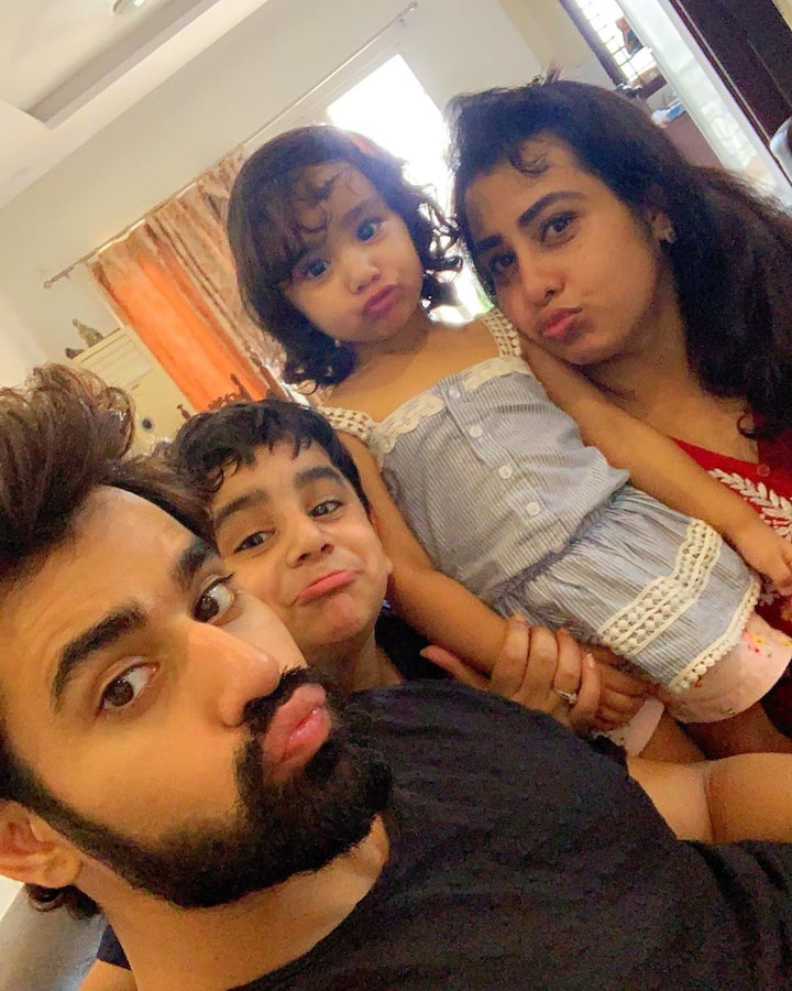 Sharing several pictures with his sister, Pearl wrote, ‘’ Phoolo ka taaro ka sab ka kehna hai 100 karoro me meri behna hai saari umar hame sang rehna hai .! @iamreetvohra I love you sooosoooosoooosooosoooomuch ddu ????❤️????❤️????❤️????❤️???? Happy Rakhshabandhan #pvp #potd #happy #rakshabandhan #pearlvpuri #love #life #raghbir #bepanahpyaarr.’’