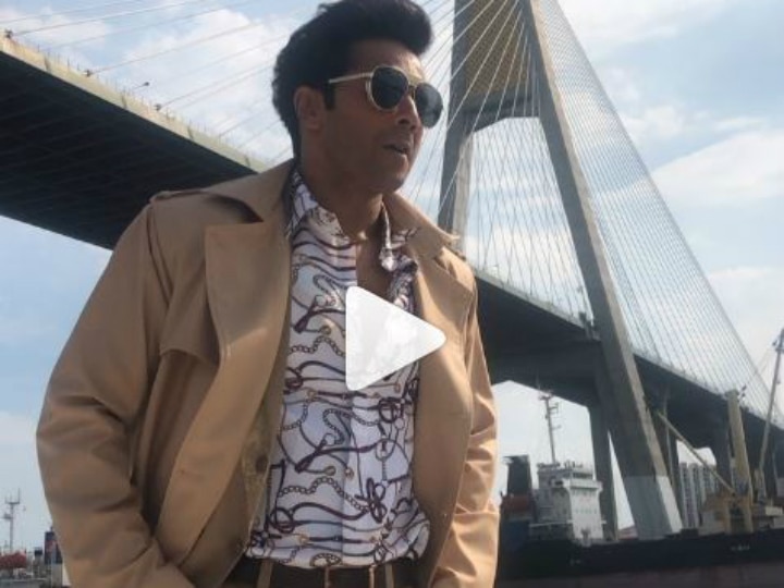 Varun Dhawan Shares Glimpse Of His Character From 'Coolie No. 1'! Watch Video! VIDEO: Varun Dhawan Shares Glimpse Of His Character From 'Coolie No. 1'!