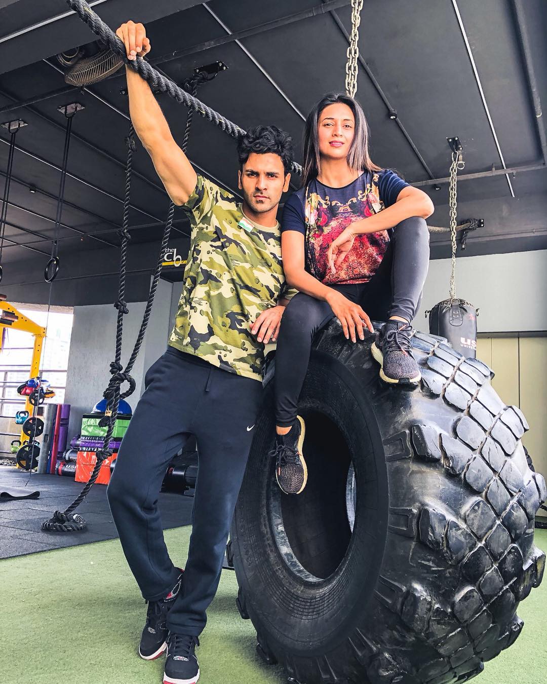 Adding The Flavour Of Love, Divyanka Tripathi & Hubby Vivek Dahiya Enjoy Making Breakfast Together!