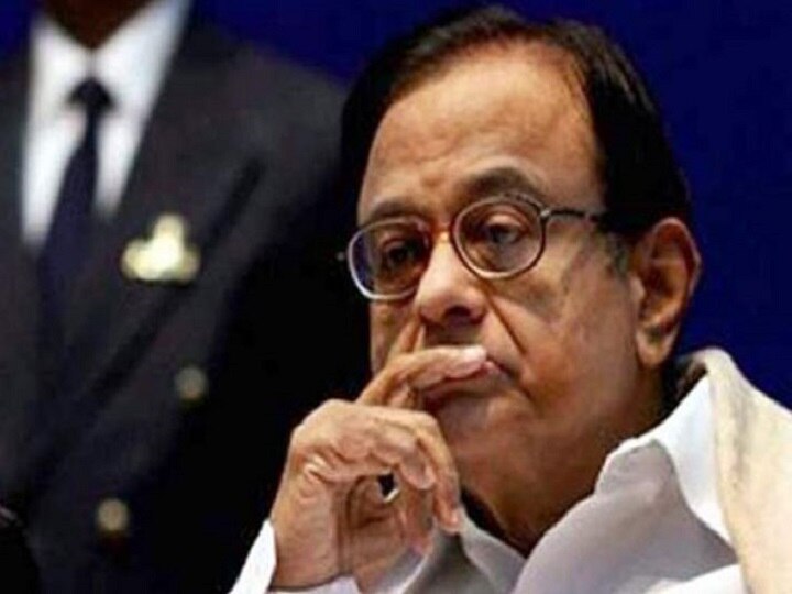 INX Media Case: Chidambaram Missing, CBI Pastes Notice On His Gate INX Media Case: Chidambaram Missing, CBI Pastes Notice On His Gate