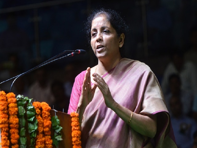 Good News For Borrowers As FM Sitharaman Pushes Banks To Pass Repo Rate Cut Faster Nirmala Sitharaman on Economic Slowdown: FM Repo Rate Cut Announcement