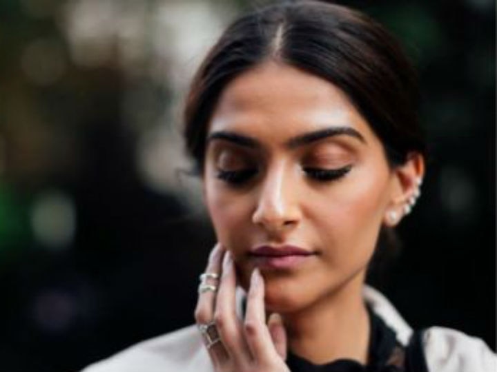 Sonam Kapoor Reveals She's Iodine Deficient Sonam Kapoor Reveals She's Iodine Deficient