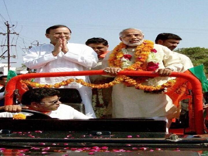 Unsurprisingly, when Modi led his party to its maiden majority in Lok Sabha in 2014 and he rewarded him with the coveted finance portfolio.
Jaitley himself had lost the Lok Sabha election but it had little impact on his fortunes as Modi trusted him with key ministries, from defence to information and broadcasting, whenever the need arose. (File Photo/ AFP)