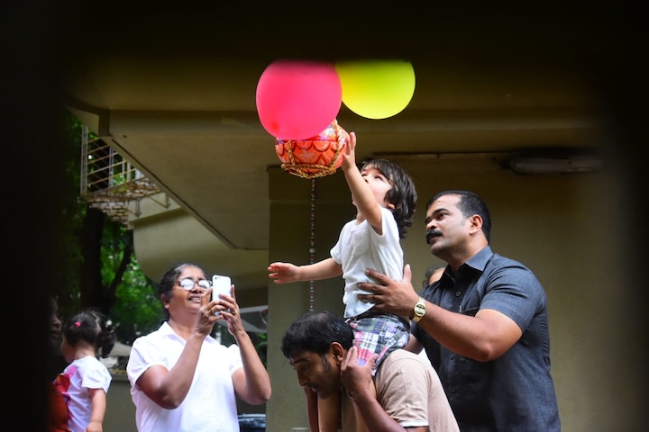 While his mother Kareena is juggling between the shoots of ‘Angrezi Medium’ and ‘Dance India Dance 7’, Taimur’s dad Saif has wrapped the shoot of ‘Jawani Jaaneman’.