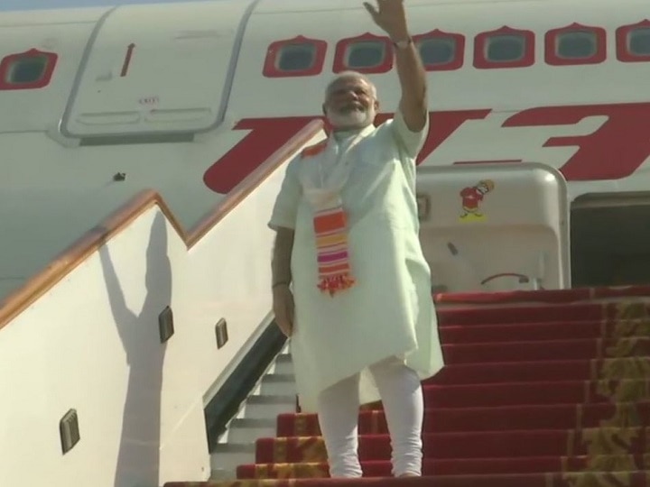 PM Modi Emplanes For France To Attend G7 Summit, Will Speak On Global Issues PM Modi Emplanes For France To Attend G7 Summit, Will Speak On Global Issues